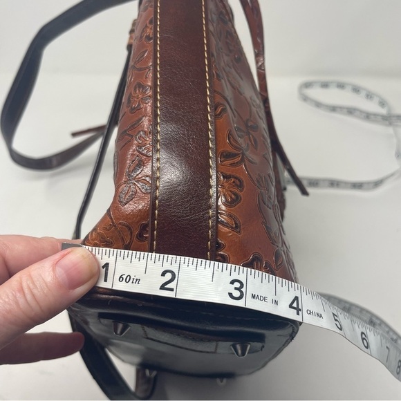 MC Mark Chantal Leather Embossed Shoulder Bag Multicolor - Picture 12 of 16